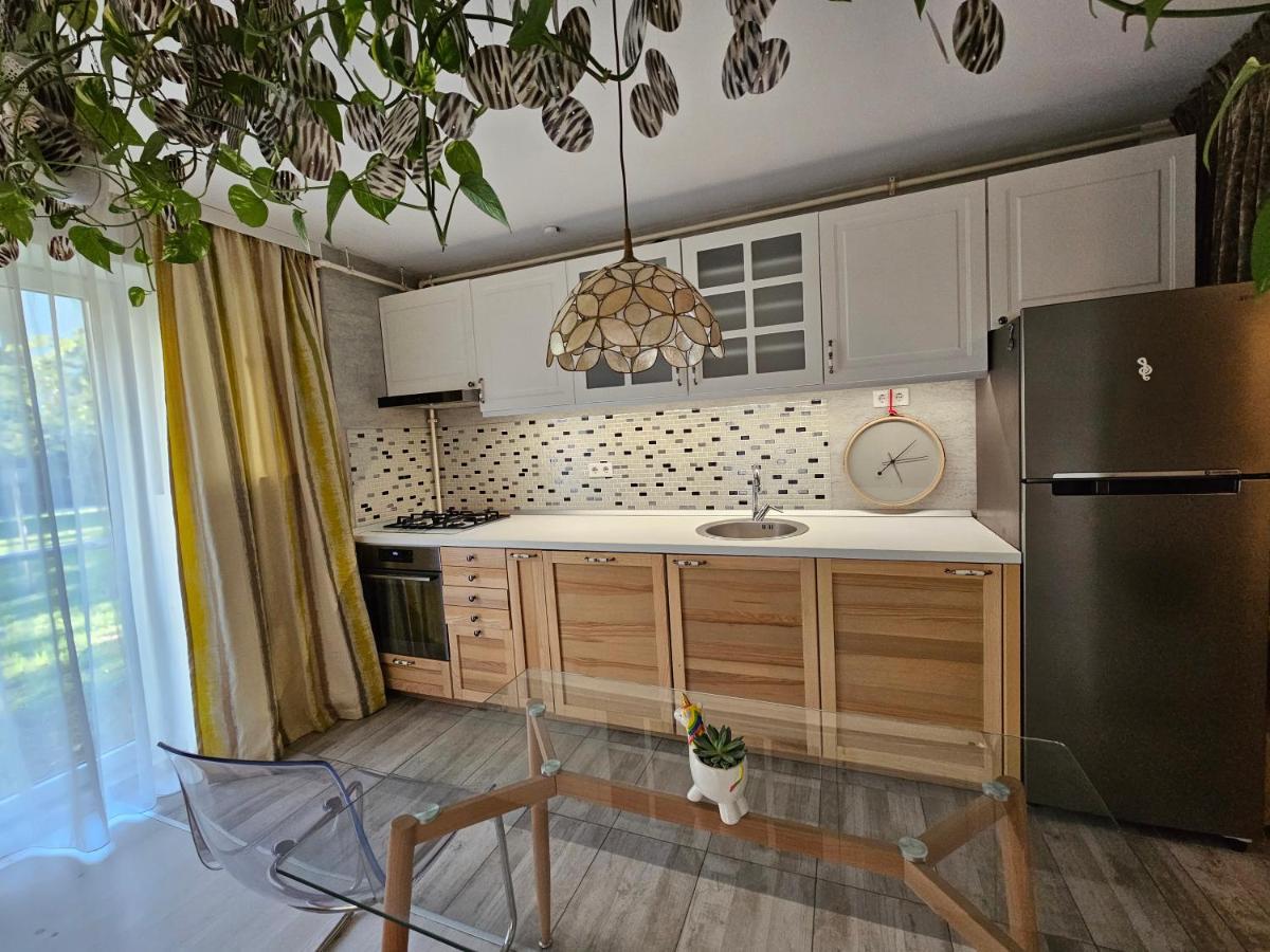 Manolaire Airport Residence Otopeni Luaran gambar