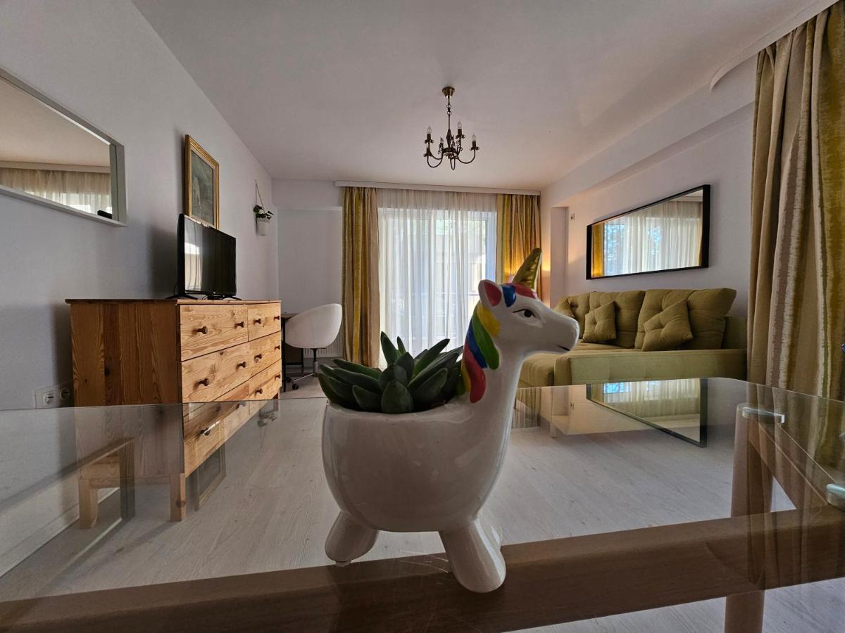 Manolaire Airport Residence Otopeni Luaran gambar